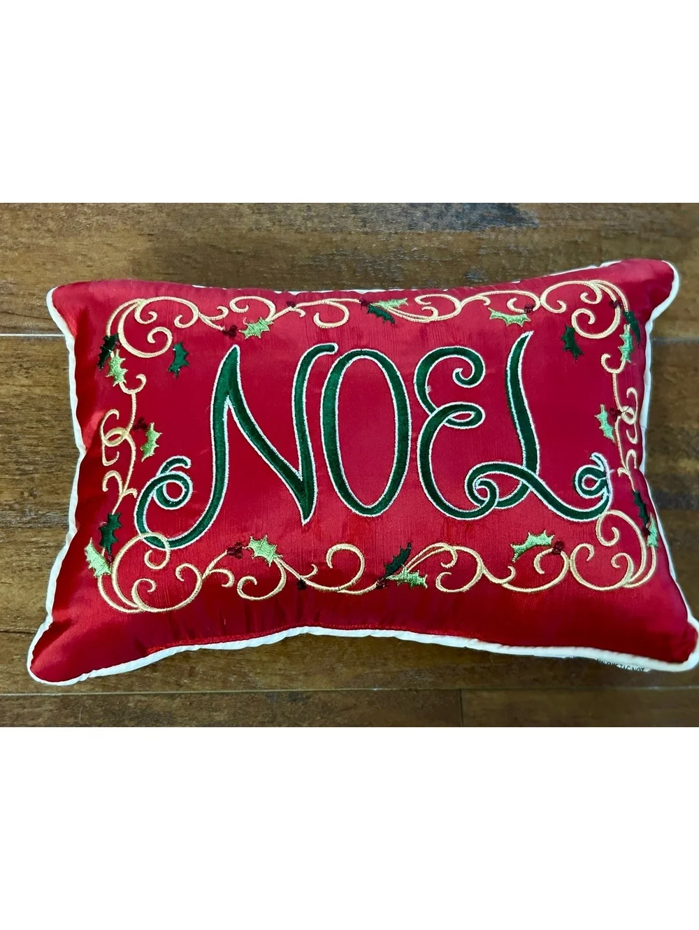 Set of 2 Red NOEL Embroidered Christmas Decorative Pillows